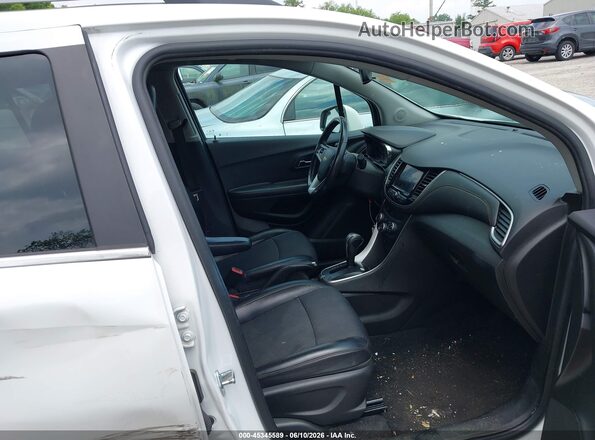 KL7CJLSB5LB051378 2020 CHEVROLET TRAX White წინა სალონის ხედი