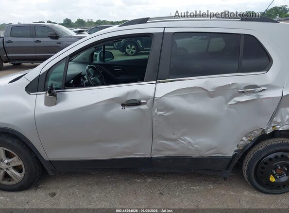 KL7CJLSB6JB676868 2018 CHEVROLET TRAX Silver 