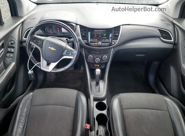 KL7CJLSB6LB034959 2020 CHEVROLET TRAX Black 