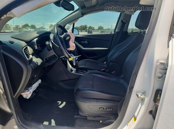 KL7CJLSB7JB642468 2018 CHEVROLET TRAX White 
