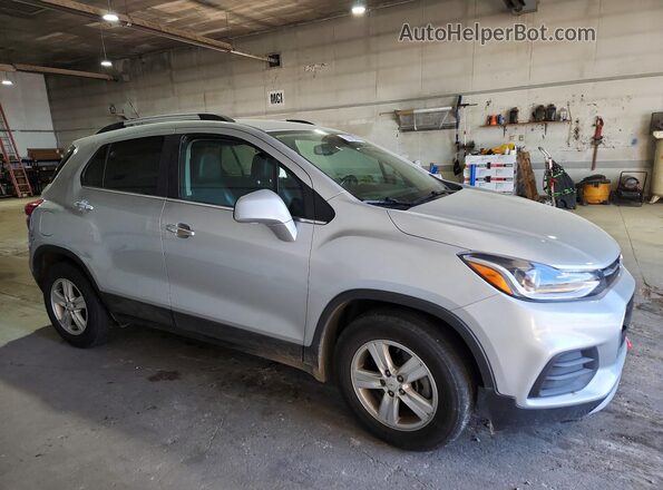 KL7CJLSB7KB776415 2019 CHEVROLET TRAX Silver Przód prawy