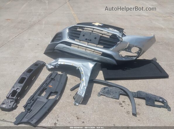 KL7CJLSB7KB865126 2019 CHEVROLET TRAX Silver ხელსაწყოთა პანელის ხედი