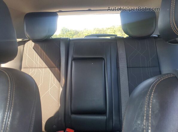KL7CJLSB7KB893086 2019 CHEVROLET TRAX Silver Հետևի նստատեղերի տեսք