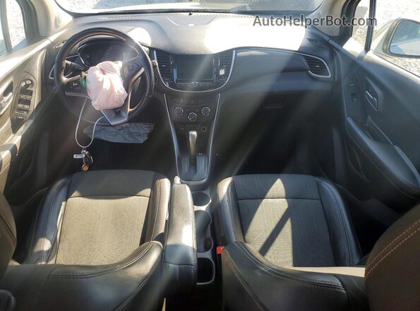 KL7CJLSB7KB893086 2019 CHEVROLET TRAX Silver Առջևի վահանակի տեսք