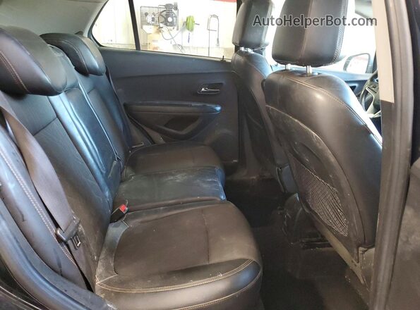 KL7CJLSB7MB342417 2021 CHEVROLET TRAX Black Vista interior trasera
