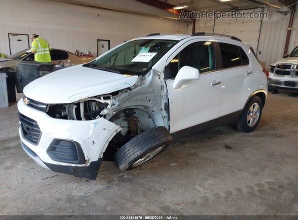 KL7CJLSB8JB705643 2018 CHEVROLET TRAX White Vista tres cuartos delantera izquierda
