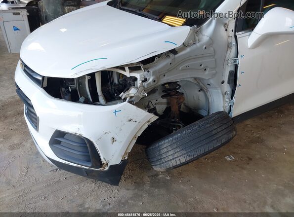 KL7CJLSB8JB705643 2018 CHEVROLET TRAX White Vista frontal