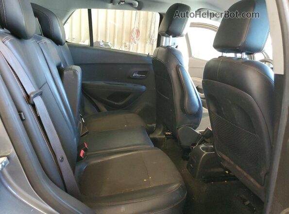 KL7CJLSB9KB798142 2019 CHEVROLET TRAX Gray Rear interior view