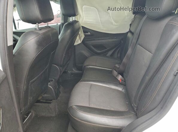 KL7CJLSB9KB820169 2019 CHEVROLET TRAX White Rear interior view