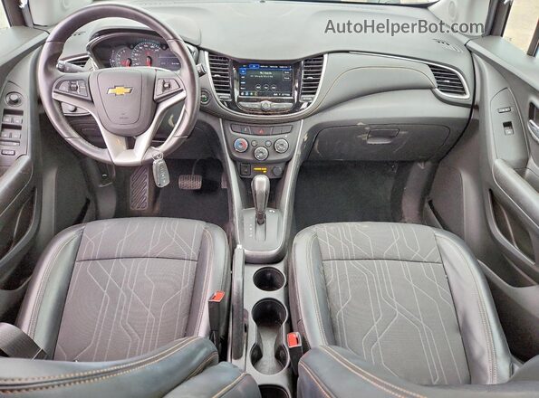 KL7CJLSB9KB850496 2019 CHEVROLET TRAX Silver Dashboard view