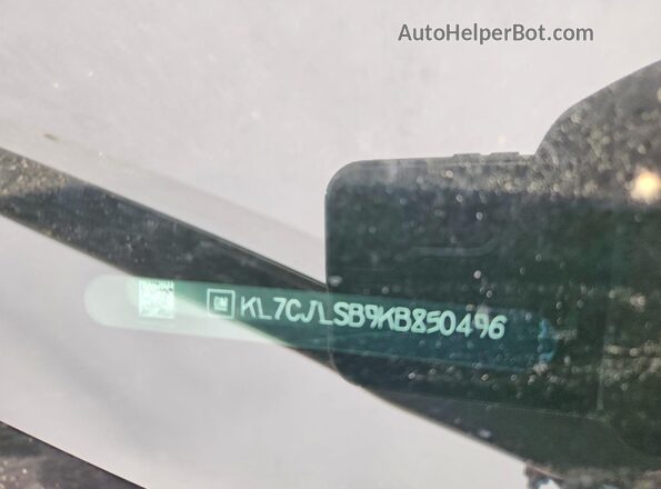 KL7CJLSB9KB850496 2019 CHEVROLET TRAX Silver VIN sticker view
