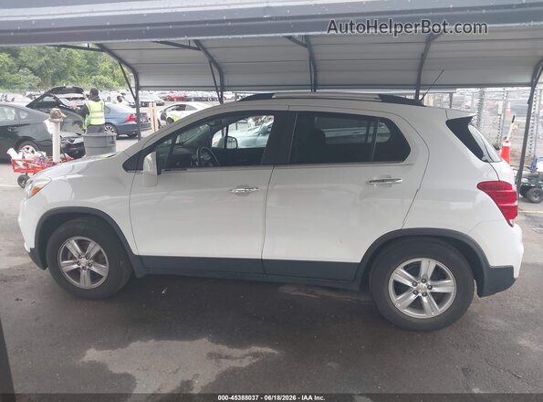KL7CJLSB9LB057376 2020 CHEVROLET TRAX White 360 interior view