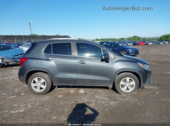 KL7CJLSBXJB565465 2018 CHEVROLET TRAX Gray უკანა სალონის ხედი