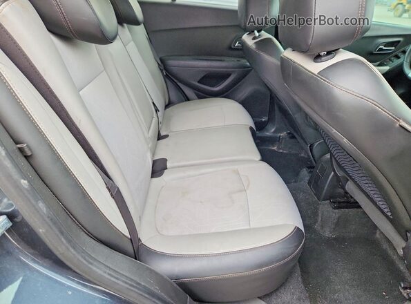 KL7CJLSBXMB314885 2021 CHEVROLET TRAX Blue Հետևի նստատեղերի տեսք