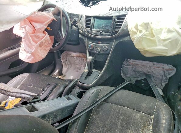 KL7CJLSM5NB547446 2022 CHEVROLET TRAX Blue Вид панелі приладів