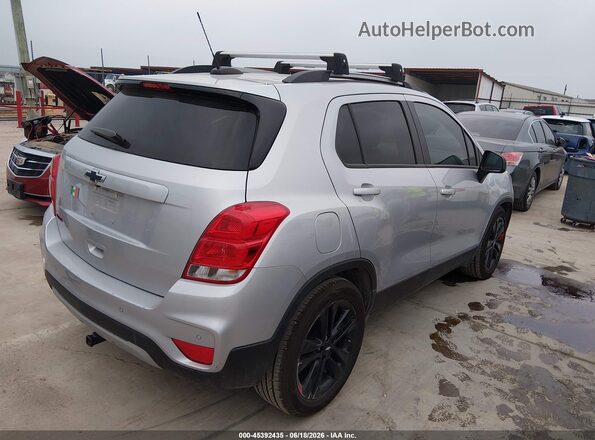 KL7CJLSM8NB509130 2022 CHEVROLET TRAX Серебряный Задняя правая четверть