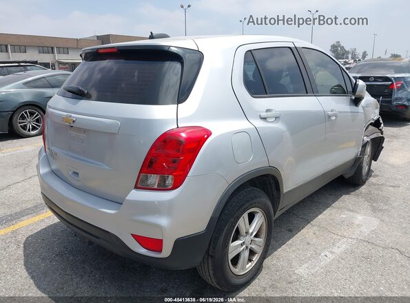 KL7CJNSB4JB716859 2018 CHEVROLET TRAX Серебряный Задняя правая четверть