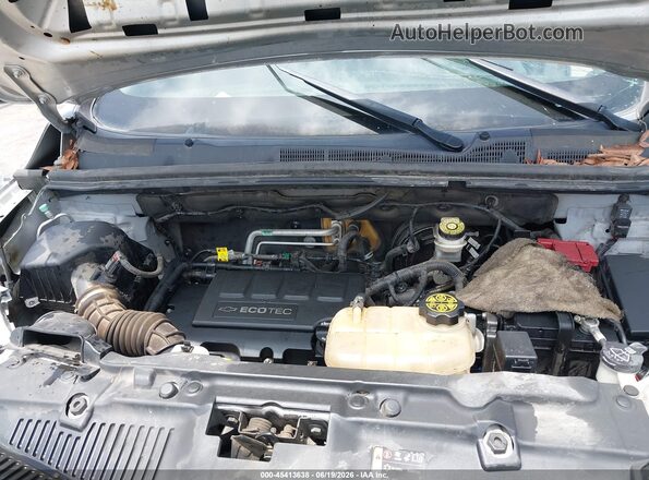 KL7CJNSB4JB716859 2018 CHEVROLET TRAX Серебряный Вид сзади