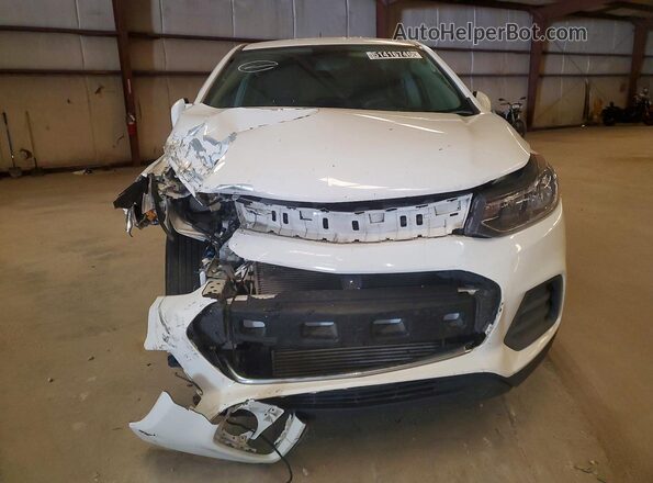 KL7CJNSB4MB351717 2021 CHEVROLET TRAX White Դիմացի տեսք