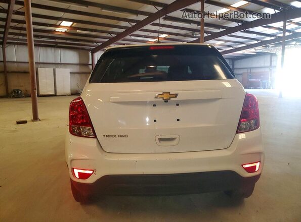 KL7CJNSB4MB351717 2021 CHEVROLET TRAX White Հետևի տեսք