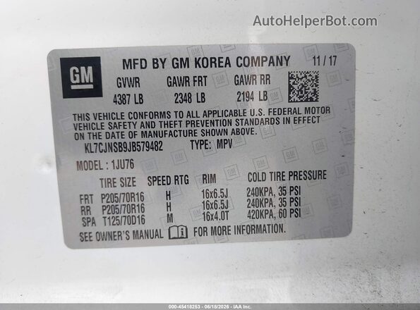 KL7CJNSB9JB579482 2018 CHEVROLET TRAX White ძრავის განყოფილების ხედი