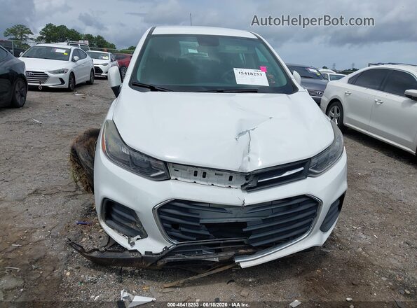 KL7CJNSB9JB579482 2018 CHEVROLET TRAX White ხელსაწყოთა პანელის ხედი