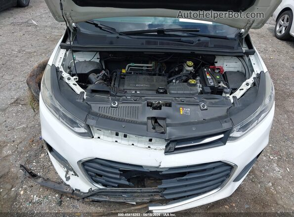 KL7CJNSB9JB579482 2018 CHEVROLET TRAX White უკანა ხედი