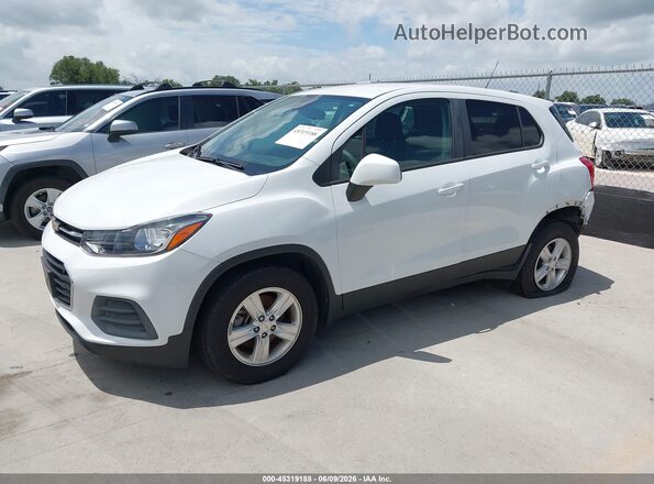 KL7CJNSM1NB502385 2022 CHEVROLET TRAX White წინა მარცხენა ხედი სამი მეოთხედიდან