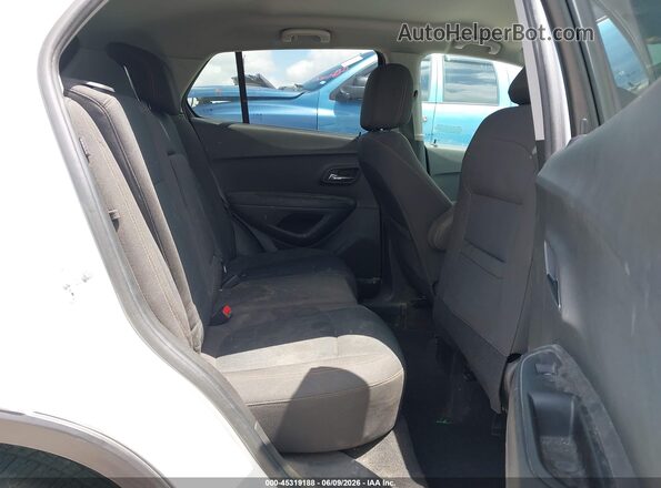 KL7CJNSM1NB502385 2022 CHEVROLET TRAX White VIN კოდის სტიკერის ხედი