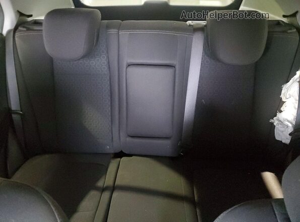 KL7CJNSM2MB368386 2021 CHEVROLET TRAX Blue Rear seats view