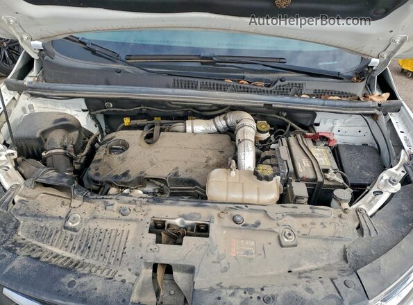 KL7CJNSM3MB361611 2021 CHEVROLET TRAX White Vista del compartimento del motor