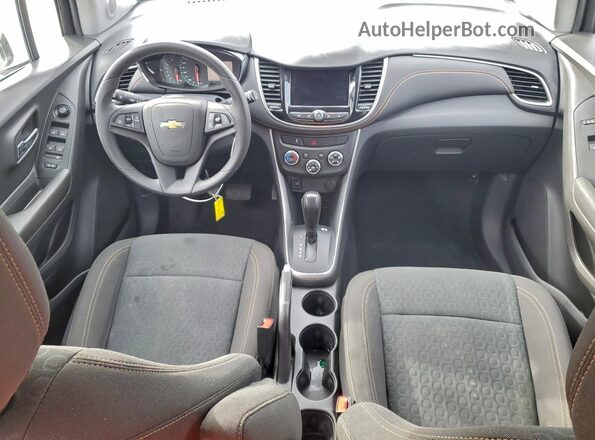 KL7CJNSM3MB361611 2021 CHEVROLET TRAX White Vista del salpicadero