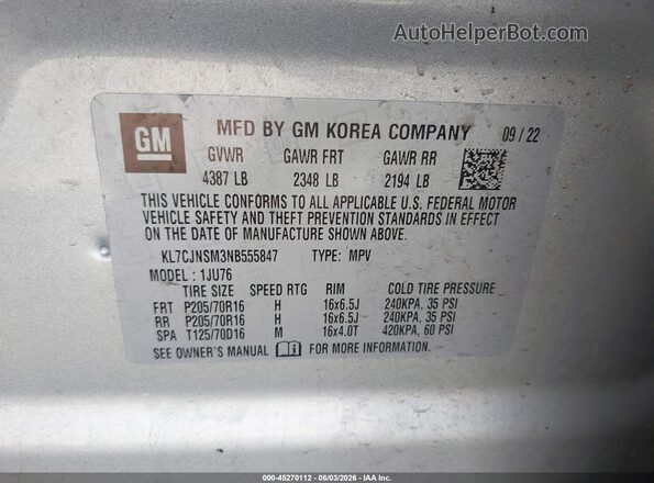 KL7CJNSM3NB555847 2022 CHEVROLET TRAX Silver Widok komory silnika