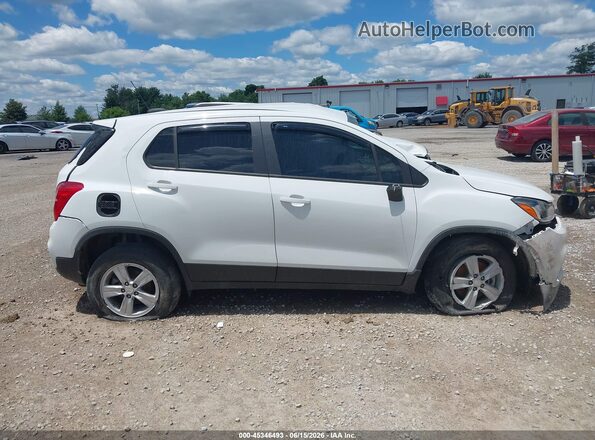 KL7CJNSM6NB545703 2022 CHEVROLET TRAX White Սալոնի 360 աստիճան տեսք