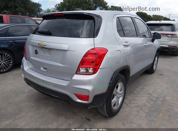 KL7CJNSM9MB368398 2021 CHEVROLET TRAX Silver უკანა მარჯვენა
