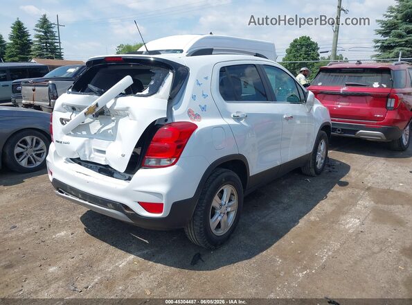 KL7CJPSB0JB710973 2018 CHEVROLET TRAX Белый Задняя правая четверть