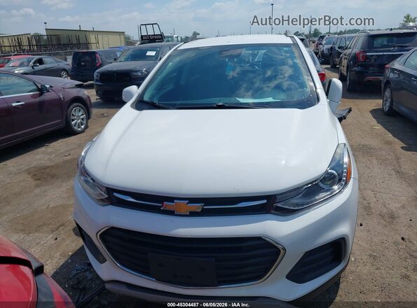 KL7CJPSB0JB710973 2018 CHEVROLET TRAX Белый Вид щитка приборов