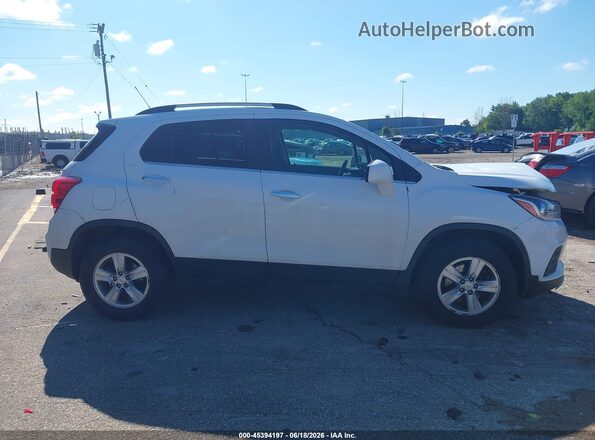 KL7CJPSB0KB917946 2019 CHEVROLET TRAX White Vista interior trasera