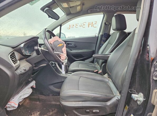 KL7CJPSB0LB085624 2020 CHEVROLET TRAX Black Вид салону спереду