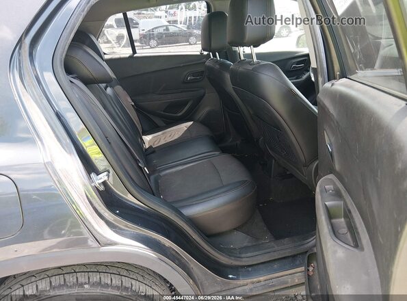 KL7CJPSB1JB669740 2018 CHEVROLET TRAX Gray Вид наклейки з VIN-кодом