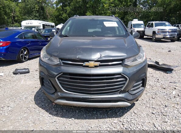 KL7CJPSB1JB669740 2018 CHEVROLET TRAX Gray Вид спереду