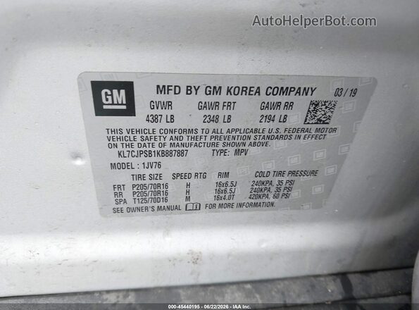 KL7CJPSB1KB887887 2019 CHEVROLET TRAX Silver ძრავის განყოფილების ხედი