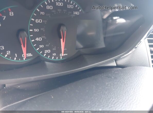 KL7CJPSB2KB759397 2019 CHEVROLET TRAX Gray Widok tylnych siedzeń