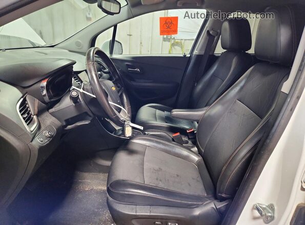 KL7CJPSB2KB819680 2019 CHEVROLET TRAX White 