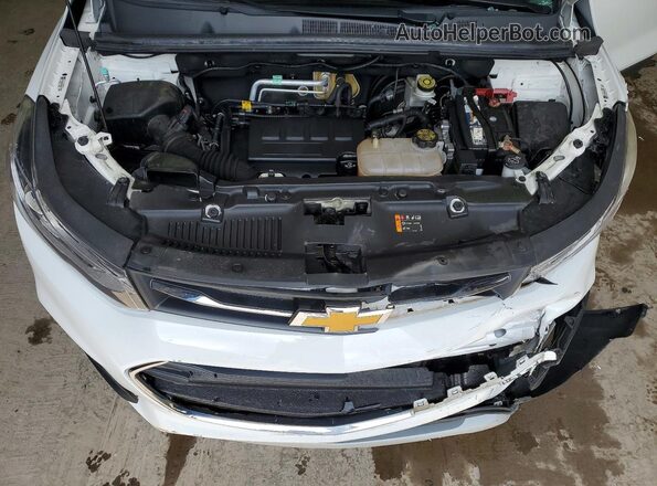 KL7CJPSB2LB313400 2020 CHEVROLET TRAX White Vista del compartimento del motor