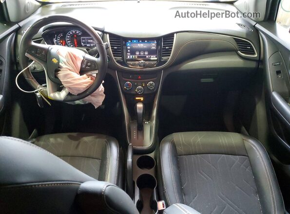 KL7CJPSB2LB313400 2020 CHEVROLET TRAX White Vista del salpicadero