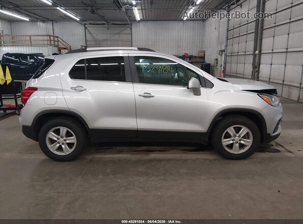 KL7CJPSB3KB872758 2019 CHEVROLET TRAX Серебряный Панорамный вид салона 360°