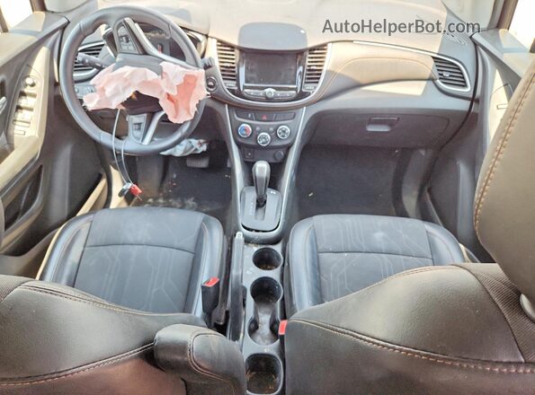 KL7CJPSB3MB315948 2021 CHEVROLET TRAX White Widok deski rozdzielczej