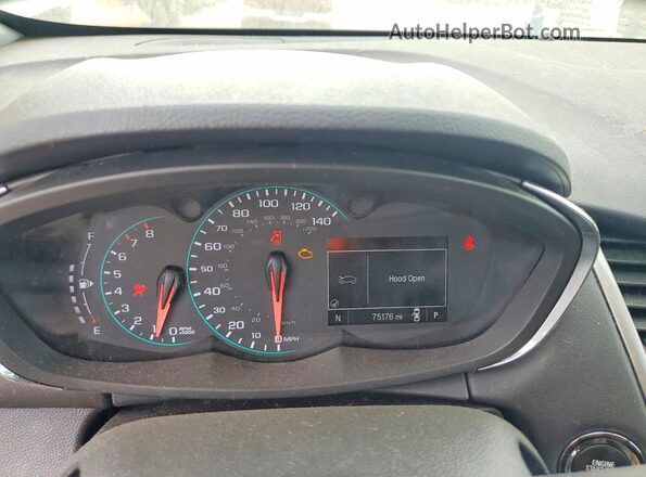 KL7CJPSB4JB596380 2018 CHEVROLET TRAX White Սարքավորումների վահանակի տեսք