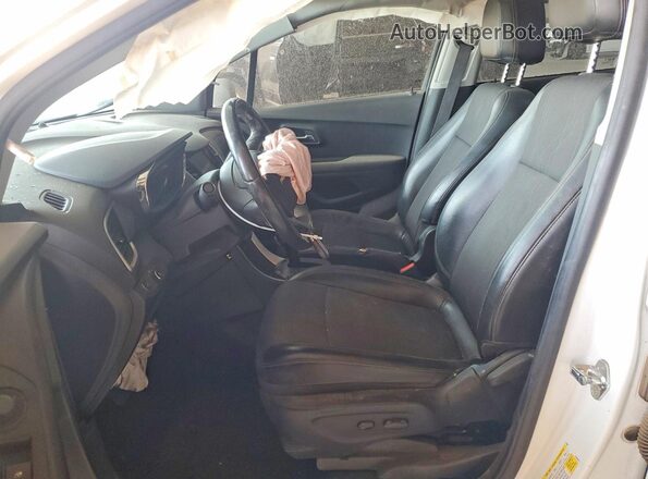 KL7CJPSB6KB745762 2019 CHEVROLET TRAX White 